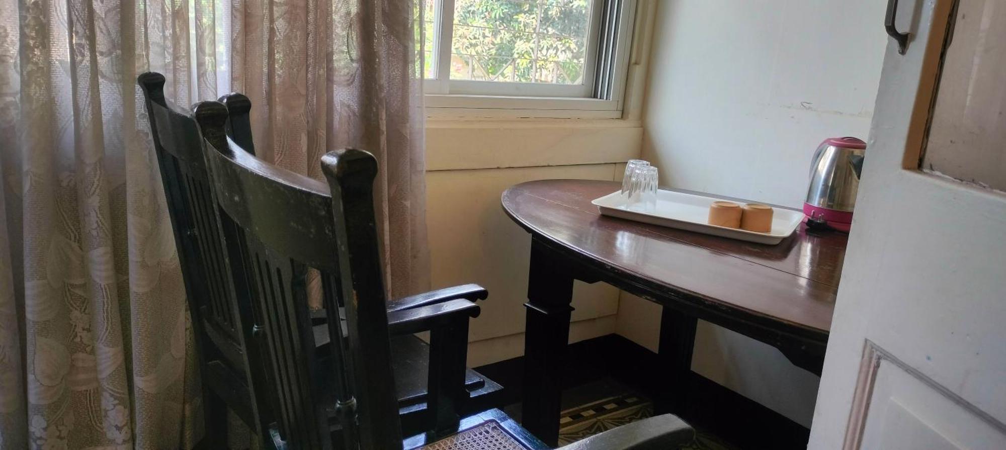 Bed And Breakfast At Colaba Mumbai Kültér fotó