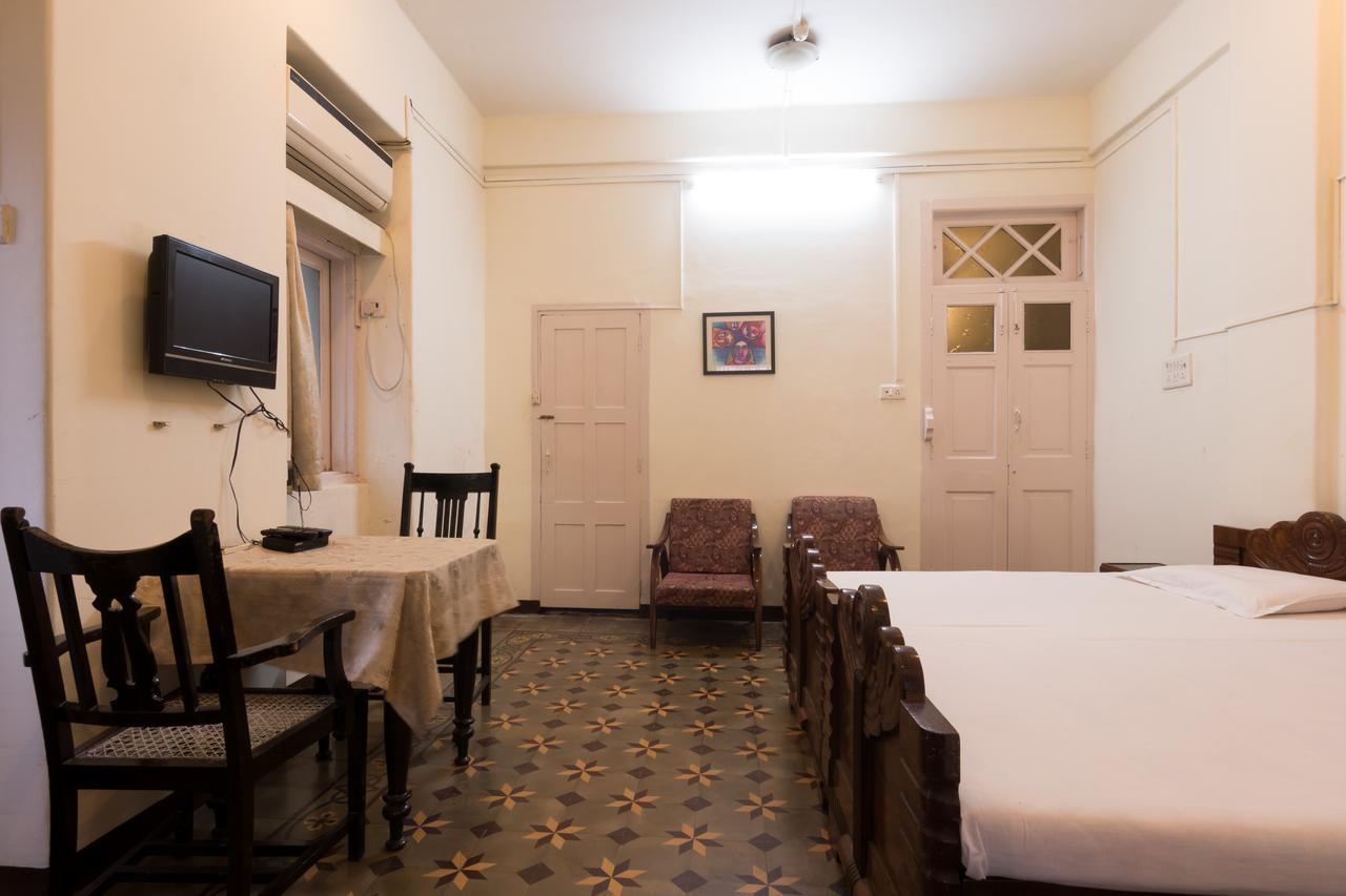 Bed And Breakfast At Colaba Mumbai Kültér fotó